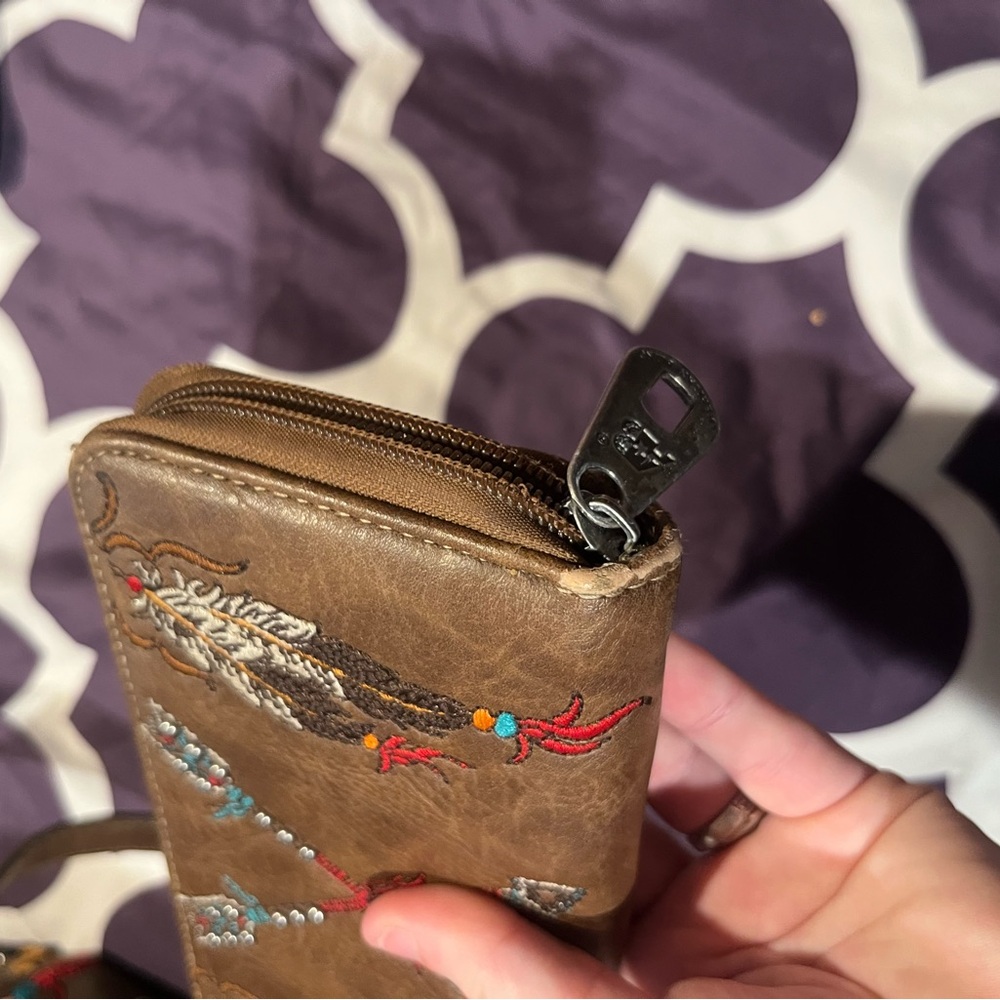 Boho Chic Brown Embroidered Shoulder Bag and Wallet Set - Picture 12 of 14